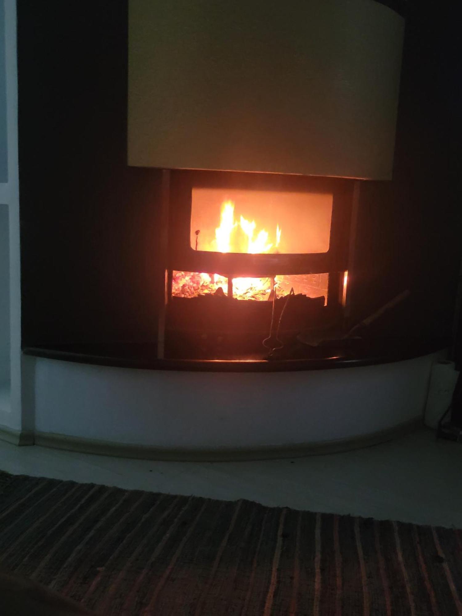 Apartment An With Fireplace